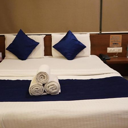 Hotel Satyug Ujjain Εξωτερικό φωτογραφία