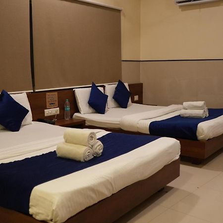 Hotel Satyug Ujjain Εξωτερικό φωτογραφία