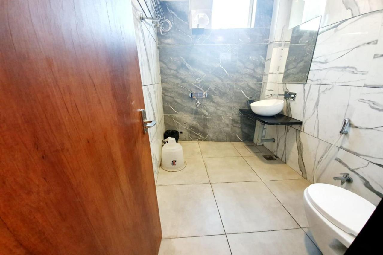 Hotel Satyug Ujjain Εξωτερικό φωτογραφία