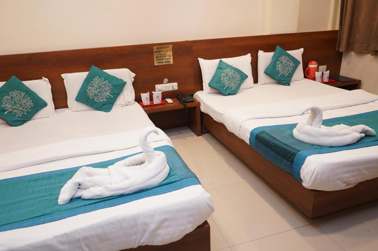 Hotel Satyug Ujjain Εξωτερικό φωτογραφία