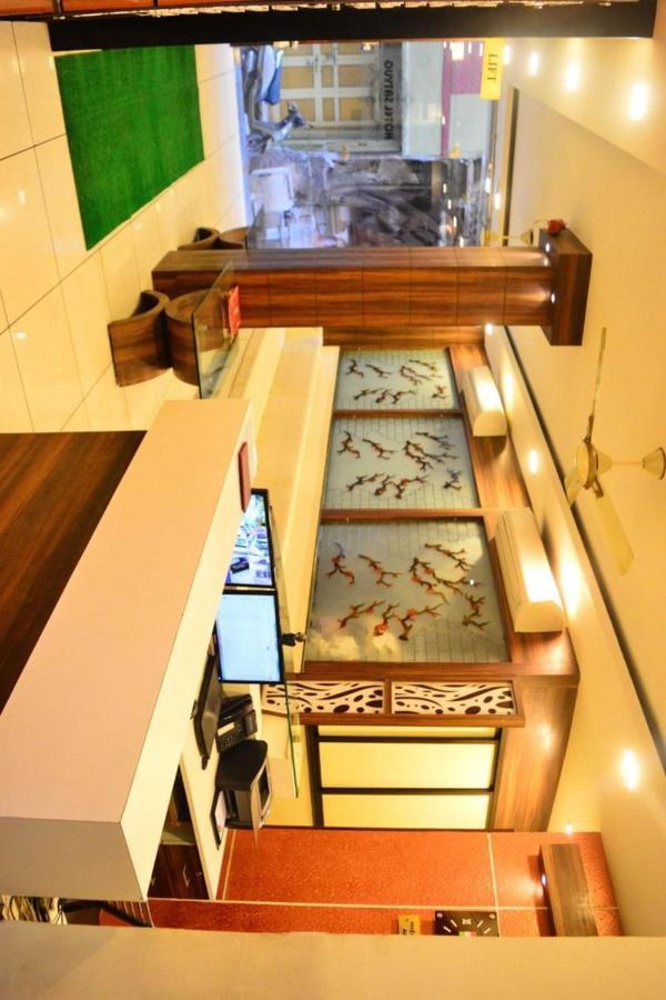 Hotel Satyug Ujjain Εξωτερικό φωτογραφία