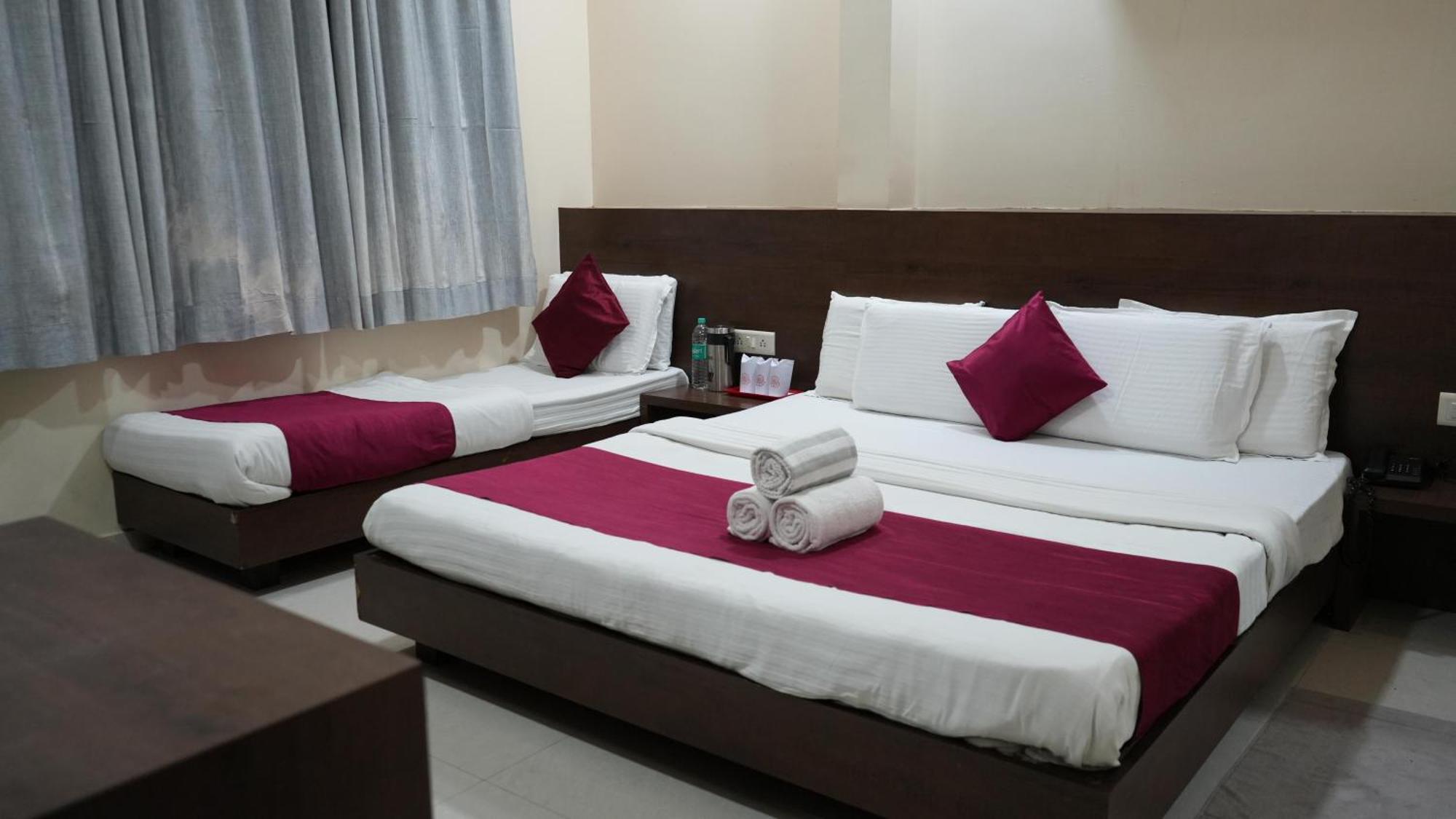 Hotel Satyug Ujjain Εξωτερικό φωτογραφία