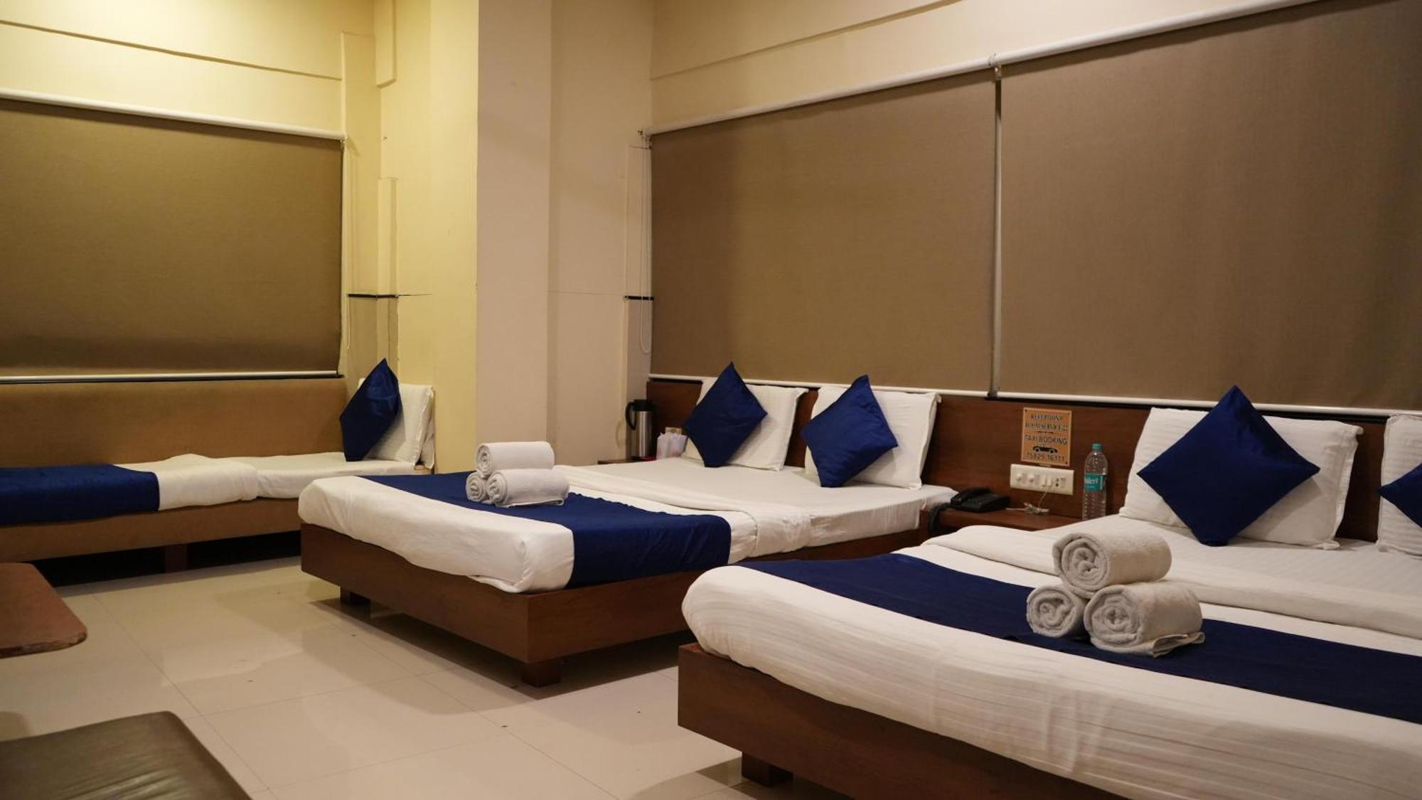 Hotel Satyug Ujjain Εξωτερικό φωτογραφία